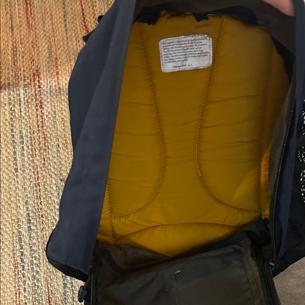 Eddie Bauer Navy and Black Backpack for Men - Picture 7 of 7